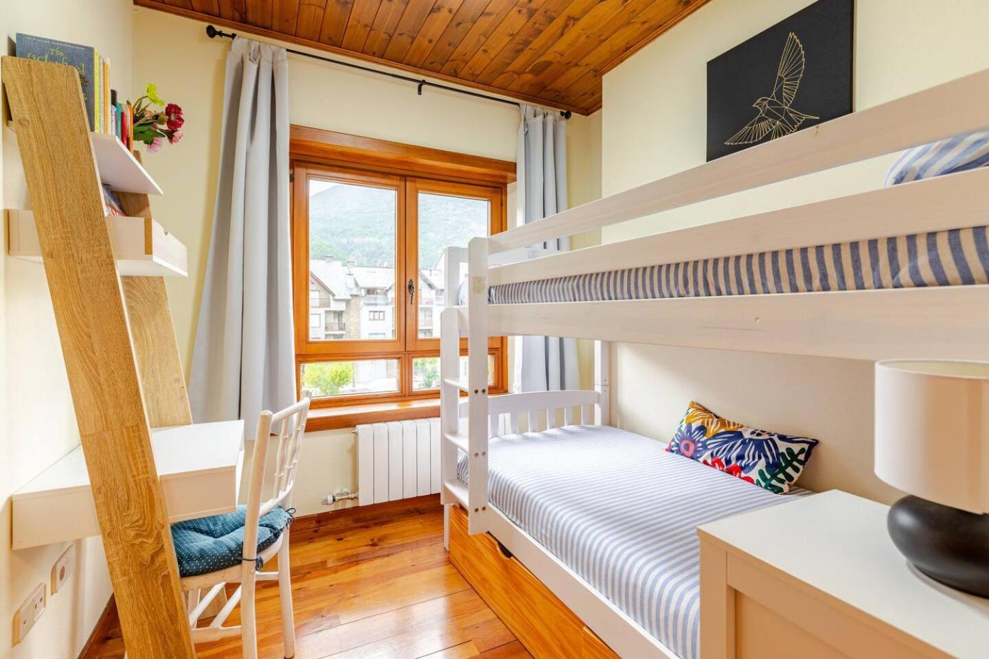Family Attic Esterri Esterri d'Àneu Dış mekan fotoğraf